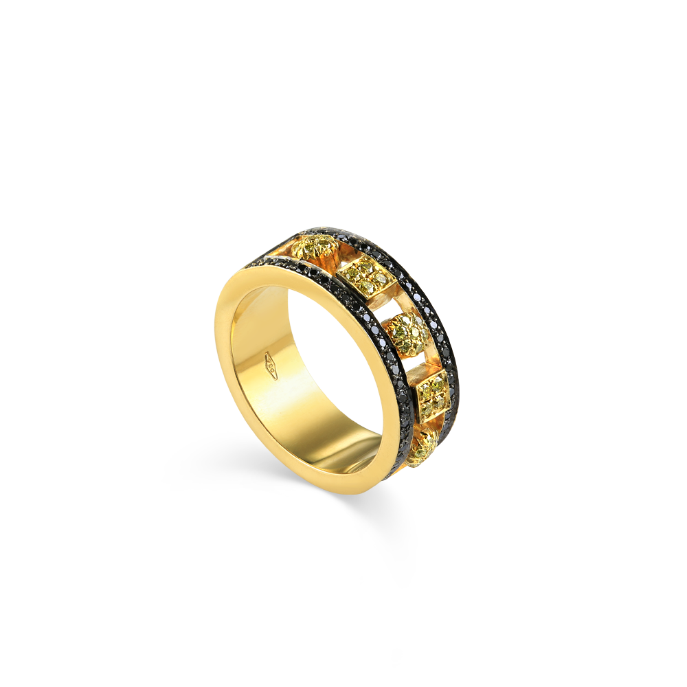 18K Yellow Gold Band set with Black and White Diamonds, Exclusive Designer Rings from Montreal Jewellery designer Bijouterie Élysée